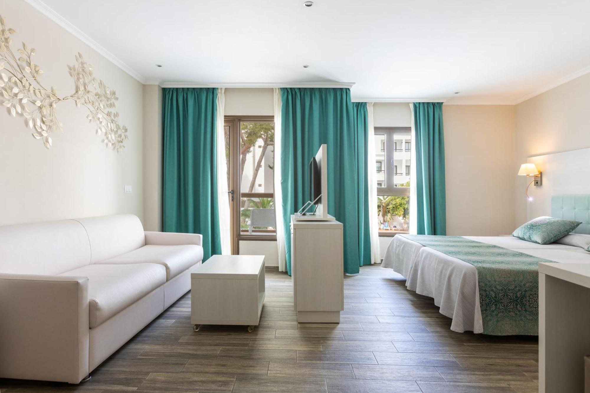 Hotel Hsm Madrigal 4*