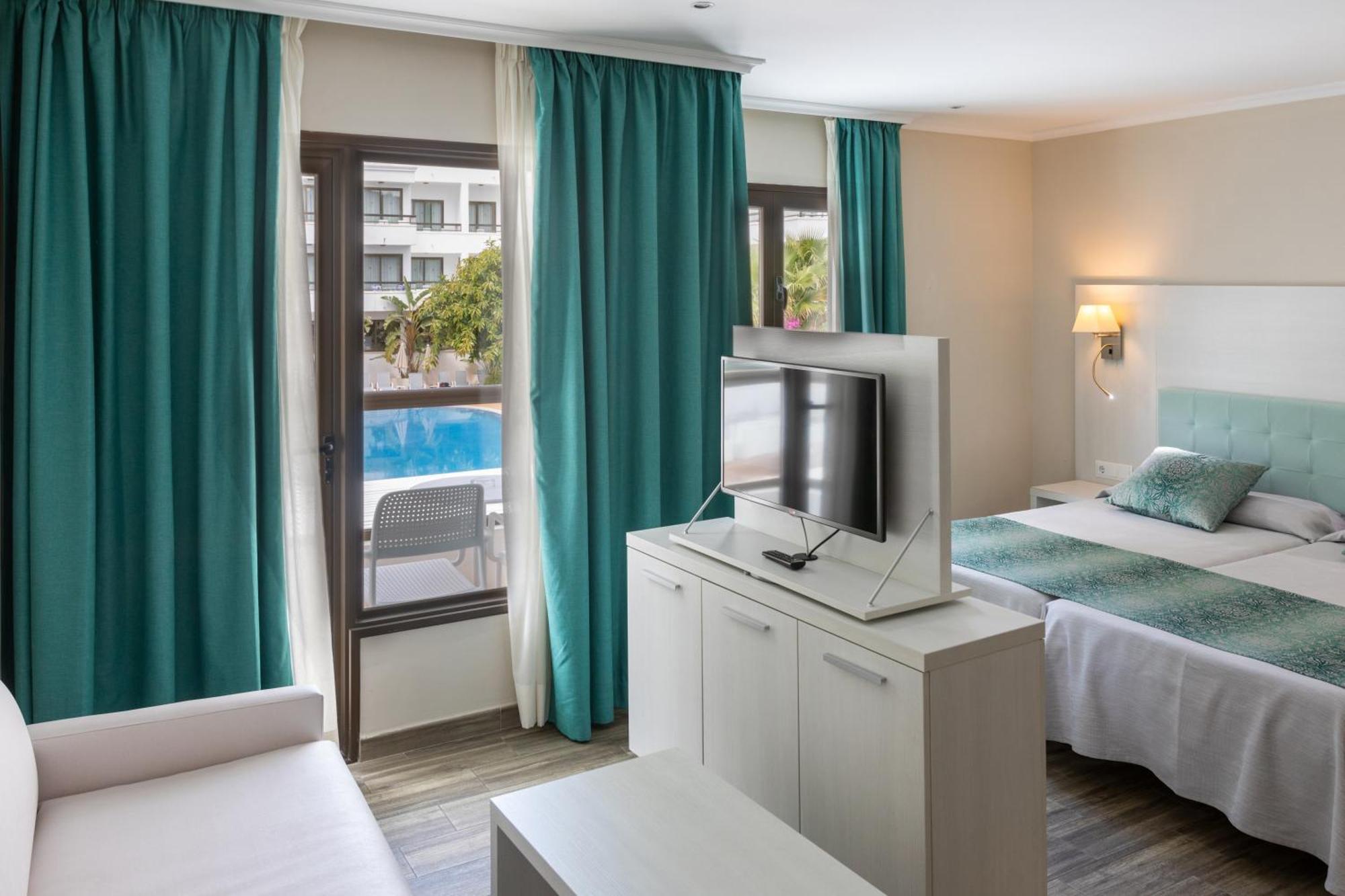 Ona Palmira Hotel